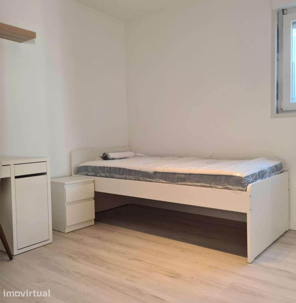 Quarto - localizado em Telheiras Lisbon - Grande imagem: 3/23