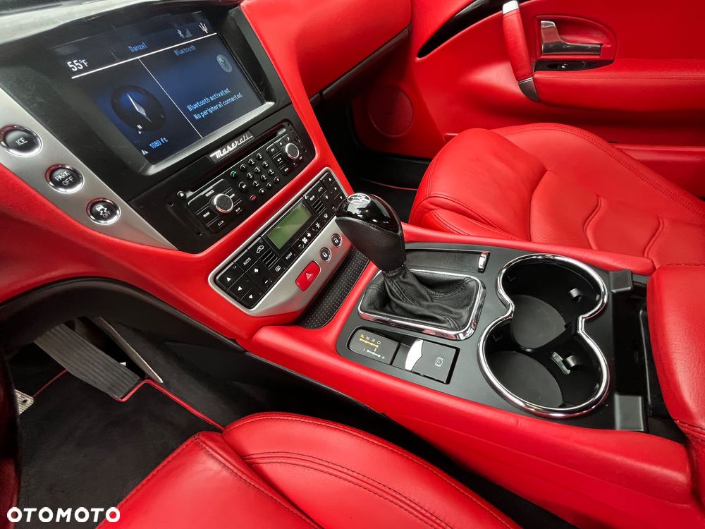 Maserati GranTurismo S Automatik - 17
