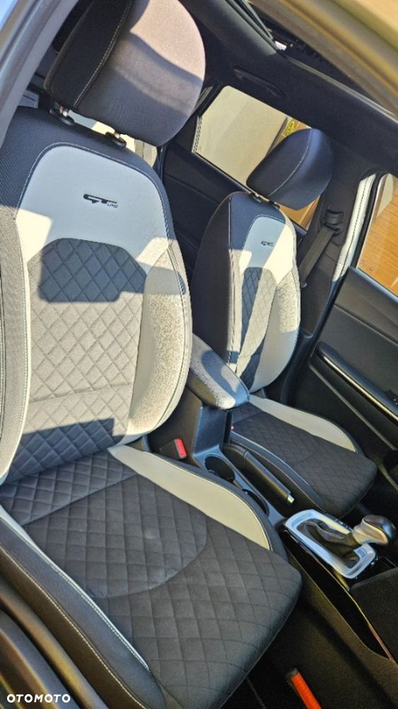 Kia Ceed SW 1.5 T-GDI DCT7 OPF GT Line - 23