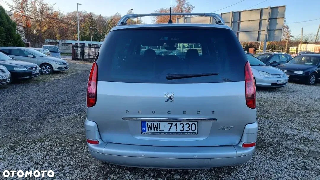 Peugeot 807 2.0 HDi SR - 23