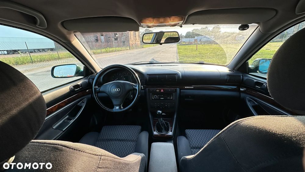Audi A4 Avant - 15