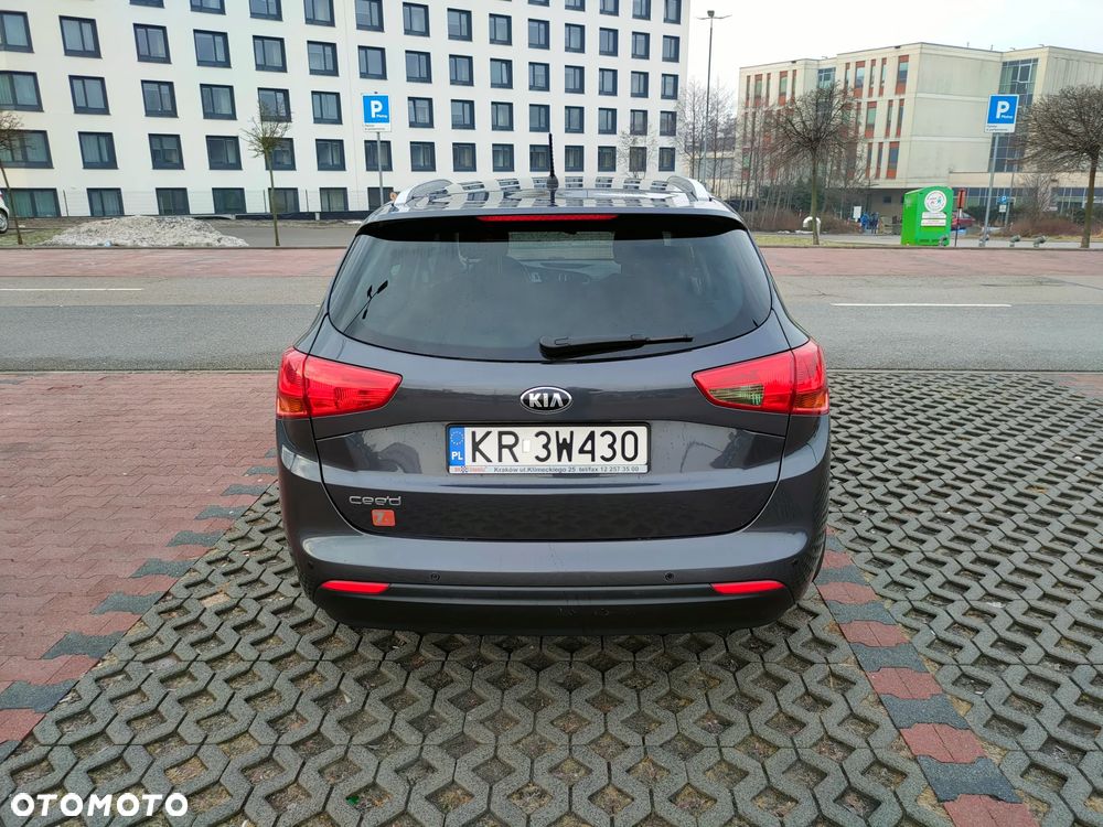Kia Ceed 1.6 GDI M - 6