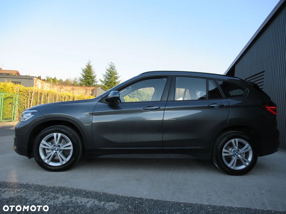 BMW X1 sDrive18i GPF - 11