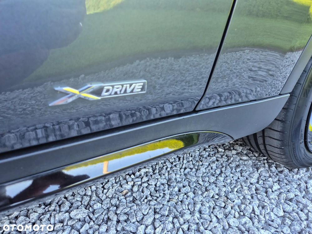 BMW X1 xDrive18d Sport Line - 13