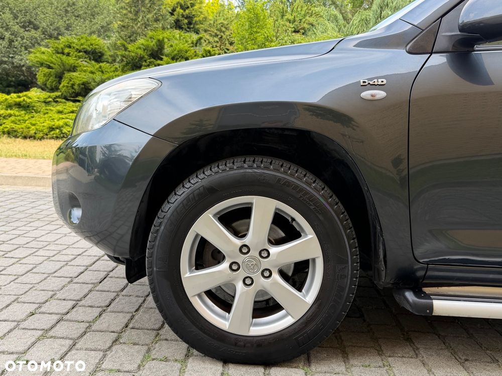 Toyota RAV4 2.2 D-4D Prestige - 18