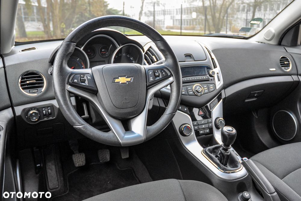 Chevrolet Cruze - 9