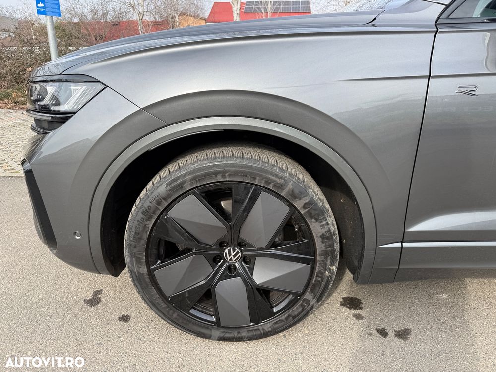 Volkswagen Touareg V6 TDI R-Style - 11