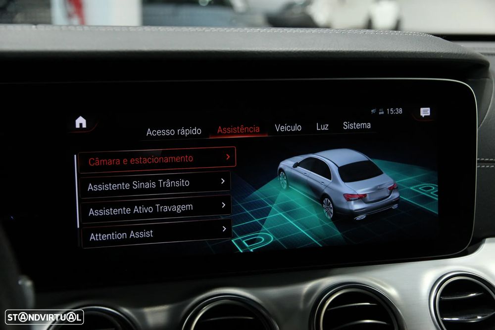 Mercedes-Benz E 300 de AMG Line - 24