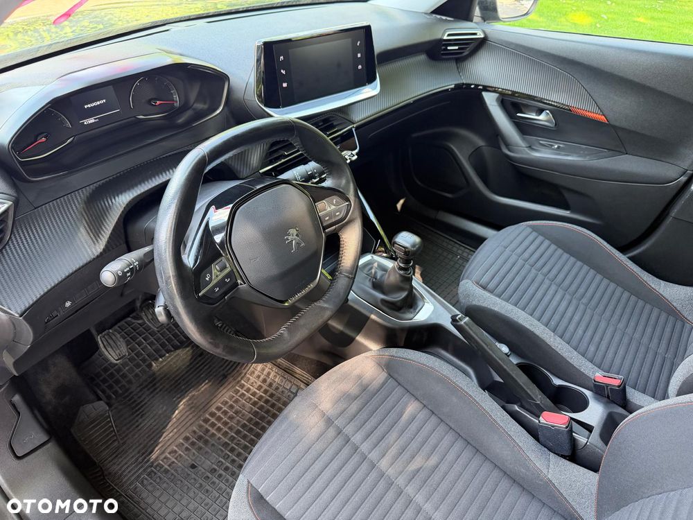 Peugeot 2008 PureTech 100 Active - 8