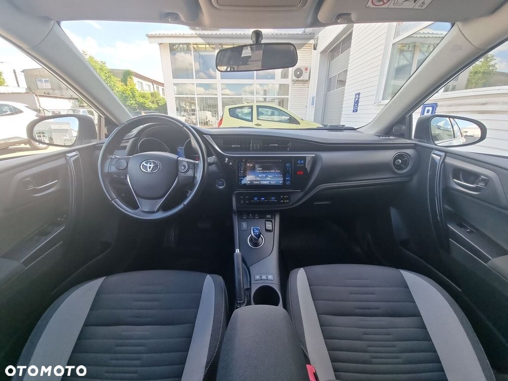 Toyota Auris - 3