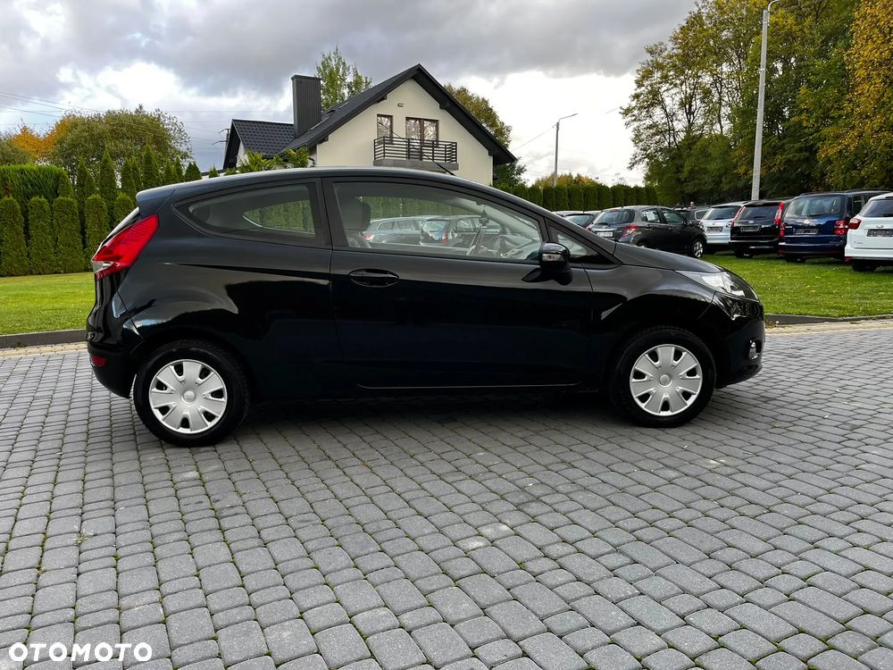 Ford Fiesta - 2