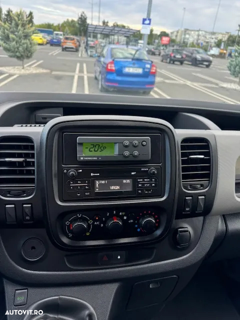 Renault TRAFIC - 8