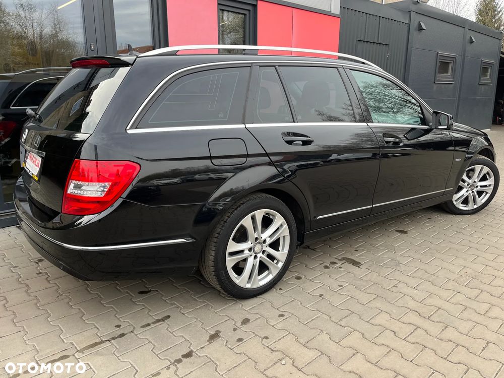 Mercedes-Benz Klasa C 250 (BlueEFFICIENCY) 7G-TRONIC Avantgarde - 9