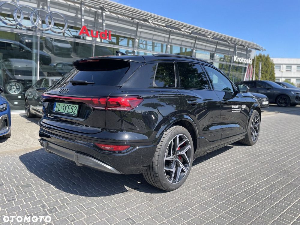 Audi Q6 e-tron - 6