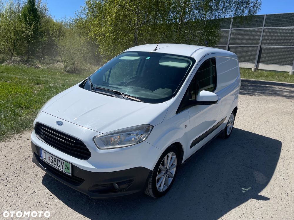Ford Courier - 4