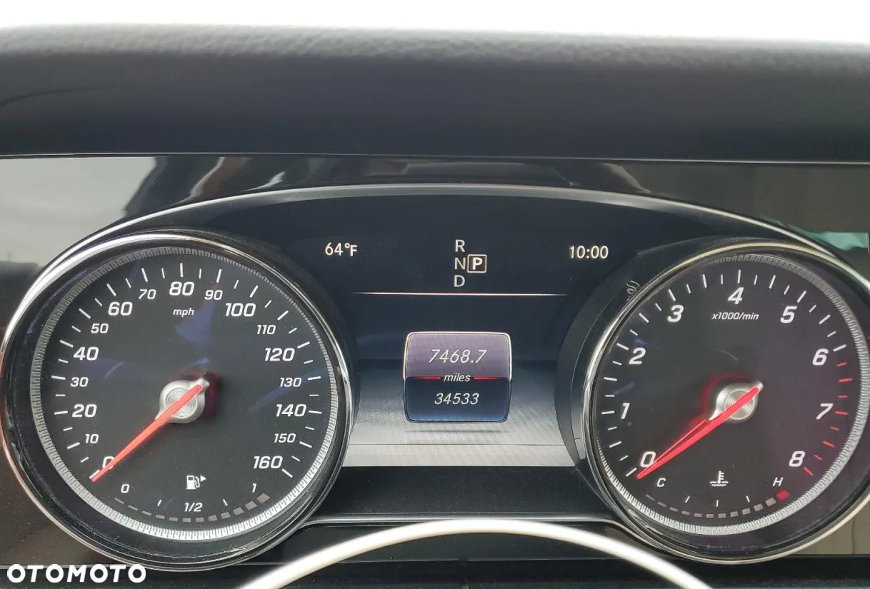 Mercedes-Benz Klasa E 300 9G-TRONIC AMG Line - 11