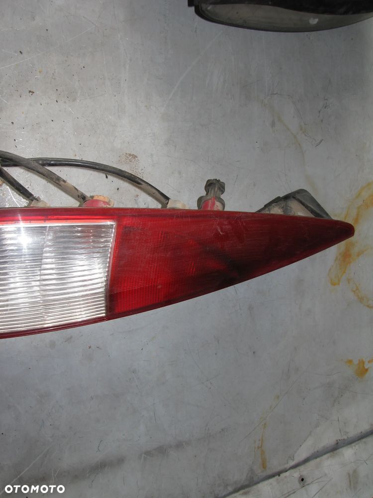 FORD MONDEO MK3 KOMBI LAMPA PRAWY TYŁ TYLNA PRAWA - 3
