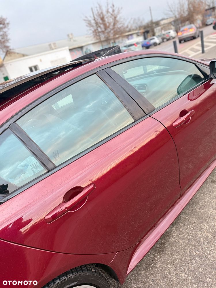 Jaguar XE 20d AWD R-Sport - 9