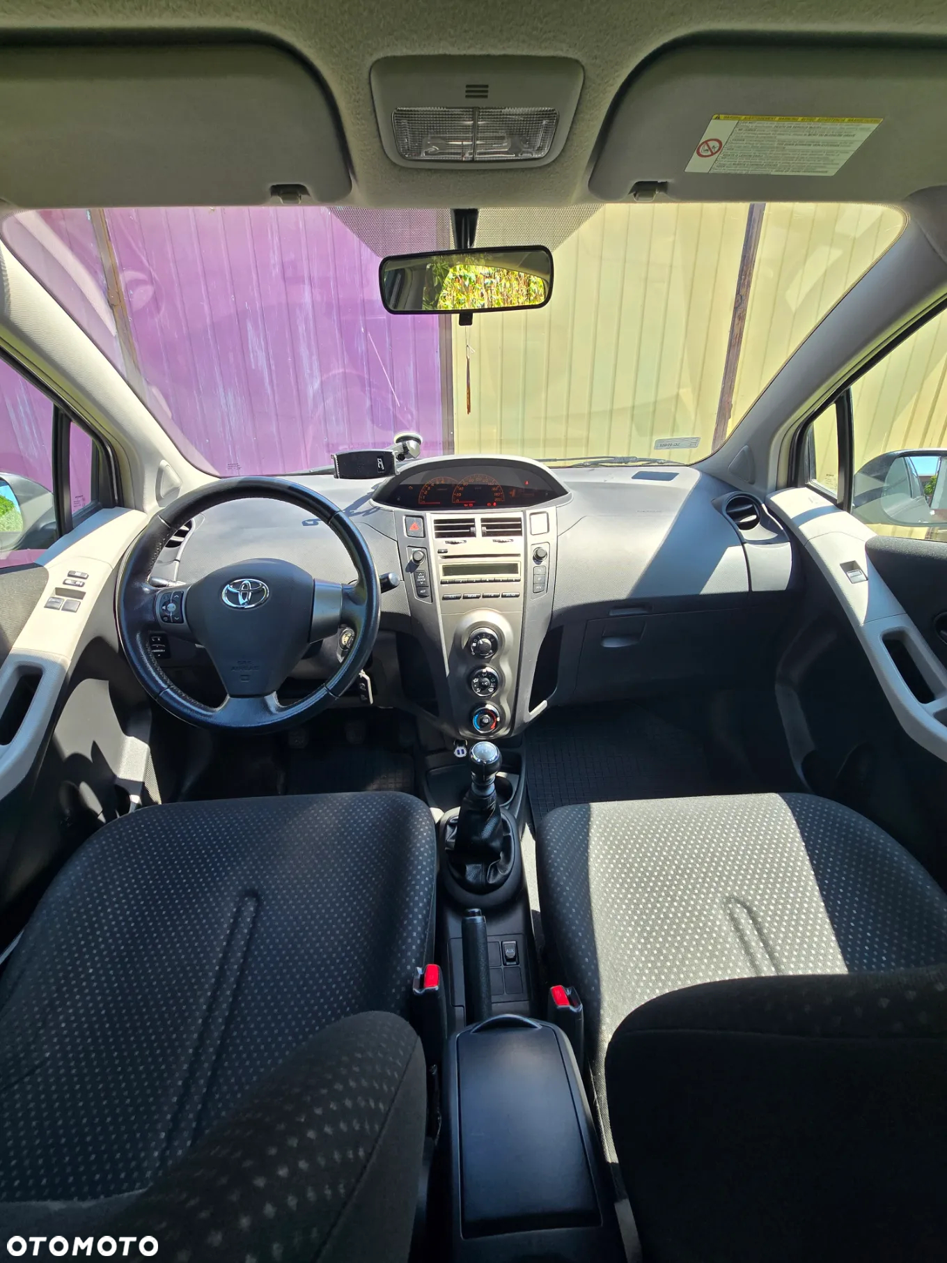 Toyota Yaris 1.33 Premium - 7