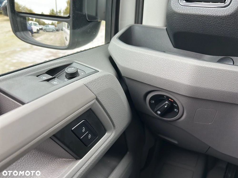 Volkswagen Crafter 35 Furgon L3H3, 2.0TDI 140KM, Wysoki dach, r.o. 3640 - 21