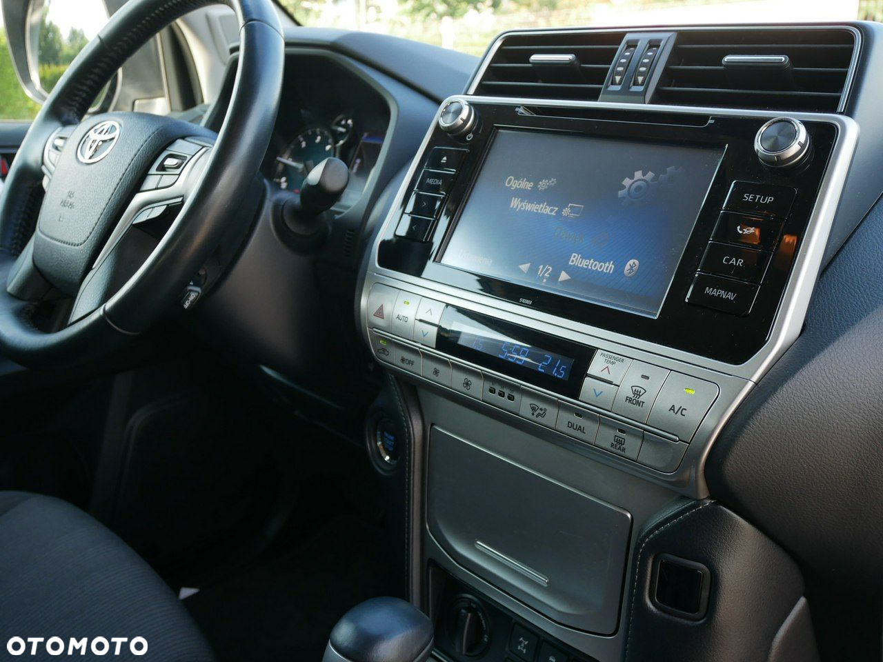 Toyota Land Cruiser - 26