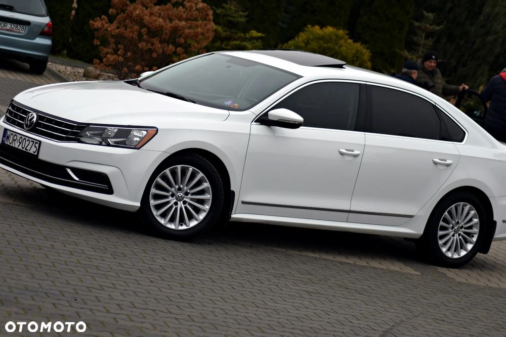 Volkswagen Passat - 14