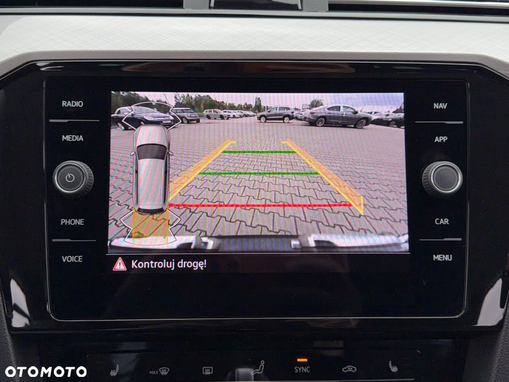 Volkswagen Passat Variant 2.0 TDI Business DSG - 27