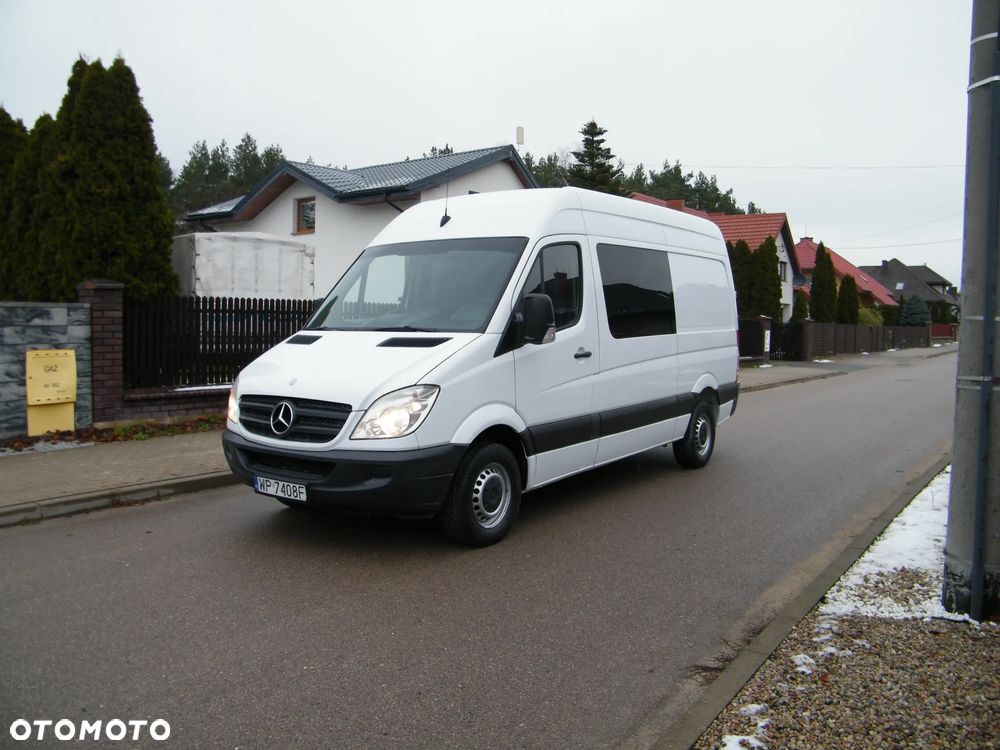 Mercedes-Benz Sprinter - 1