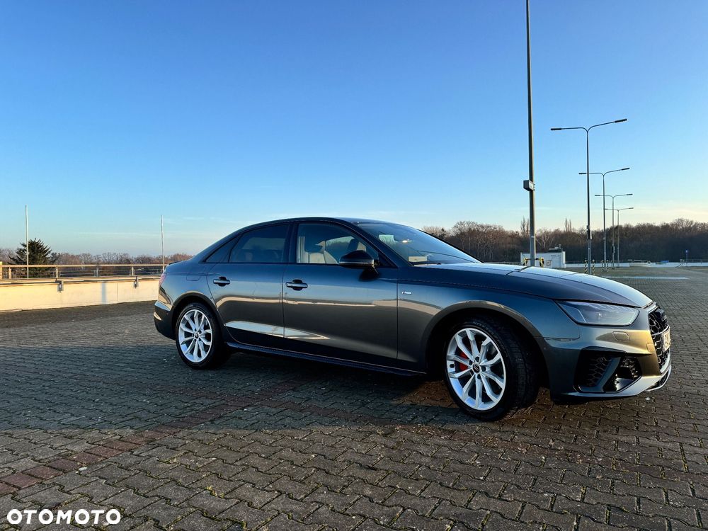 Audi A4 Limousine 40 TFSI mHEV Quattro S tronic - 11