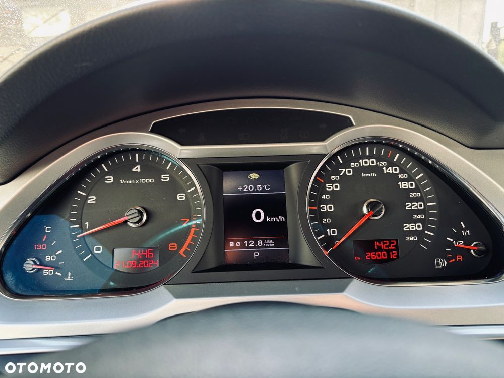 Audi A6 - 4