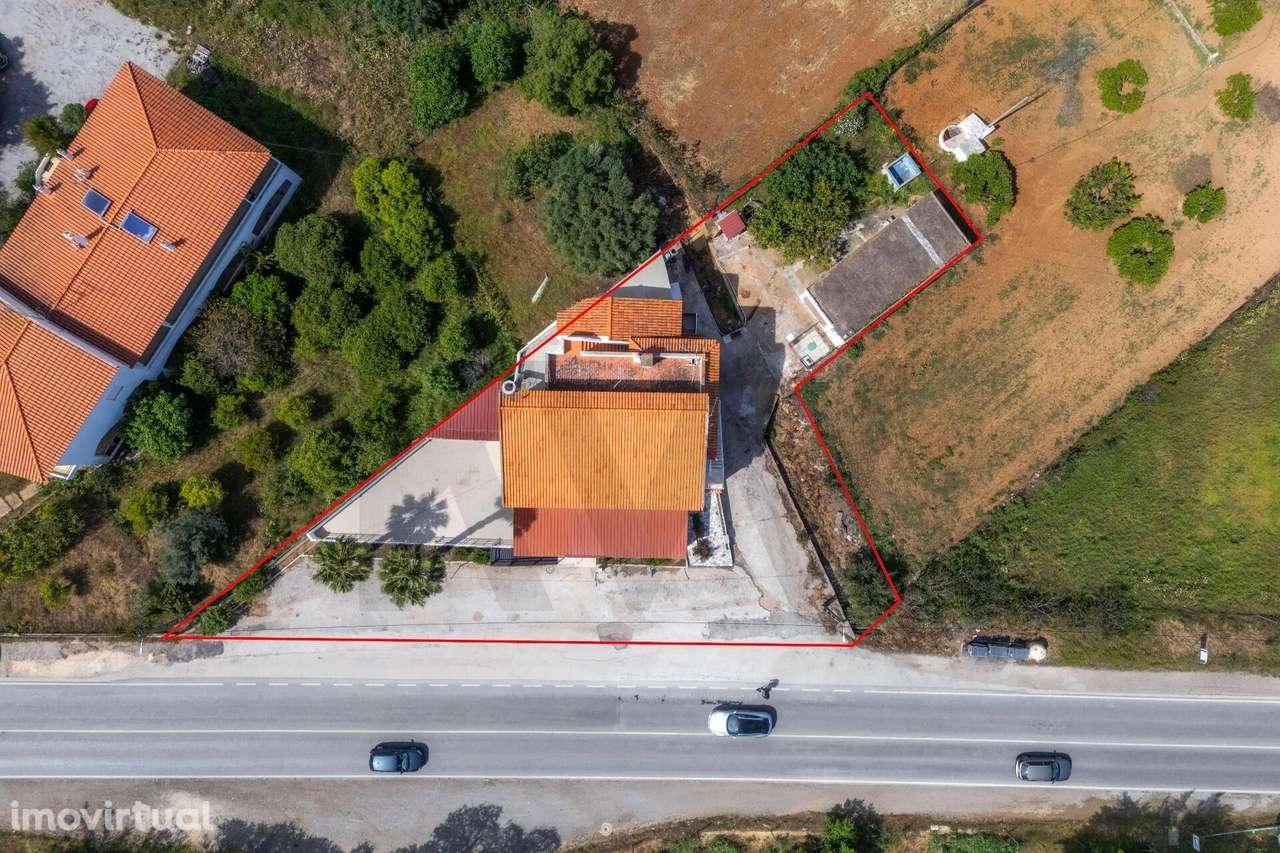 Moradia e Restaurante para venda localizado na EN 125 em Altura - Opor - Grande imagem: 2/60