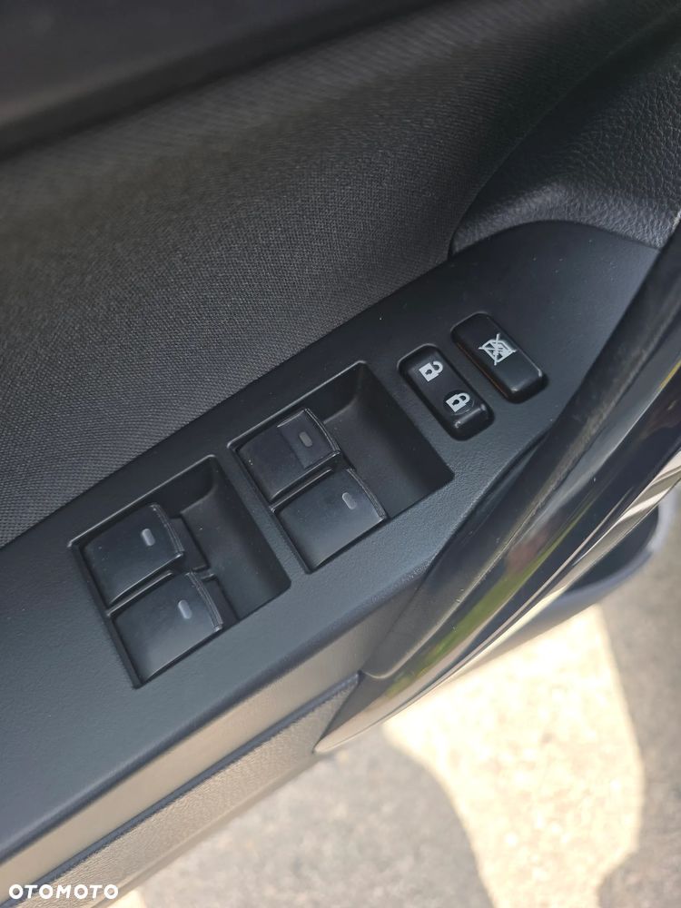 Toyota Auris 1.6 Premium - 22