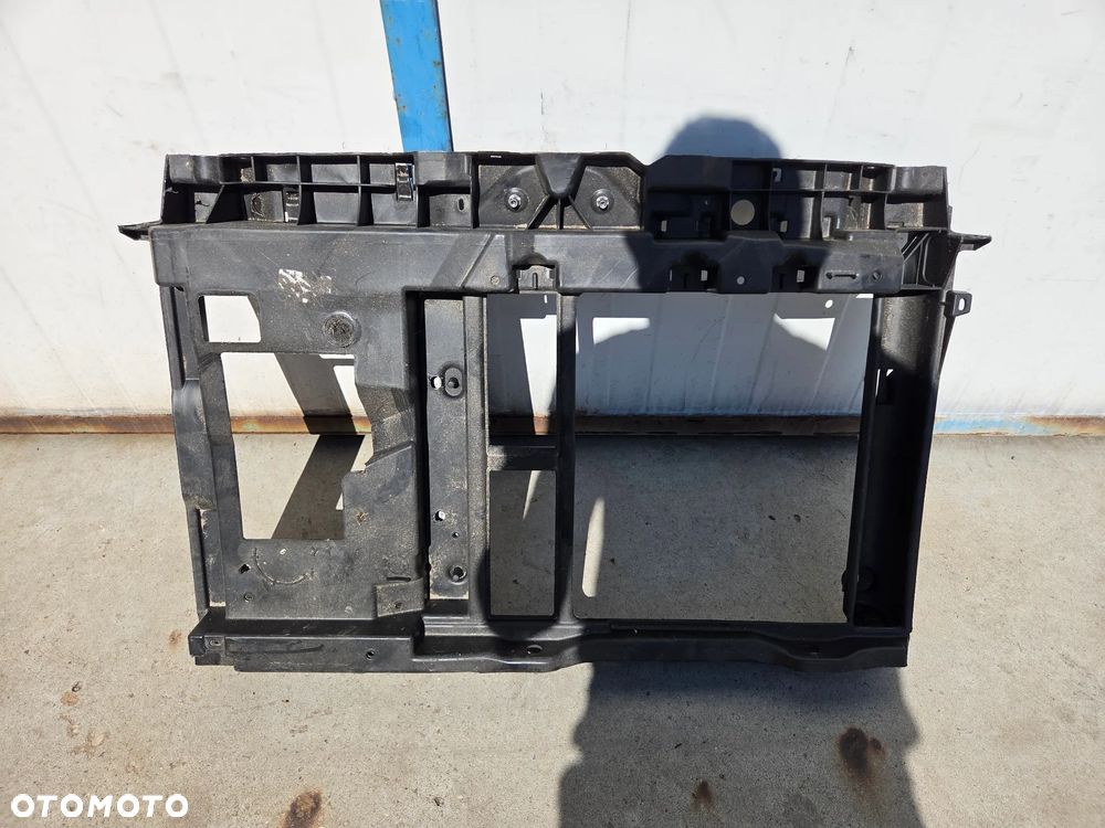 Pas przedni wzmocnienie Peugeot 208 2008 Citroen C3 III 1.2 B    9677952180 - 1