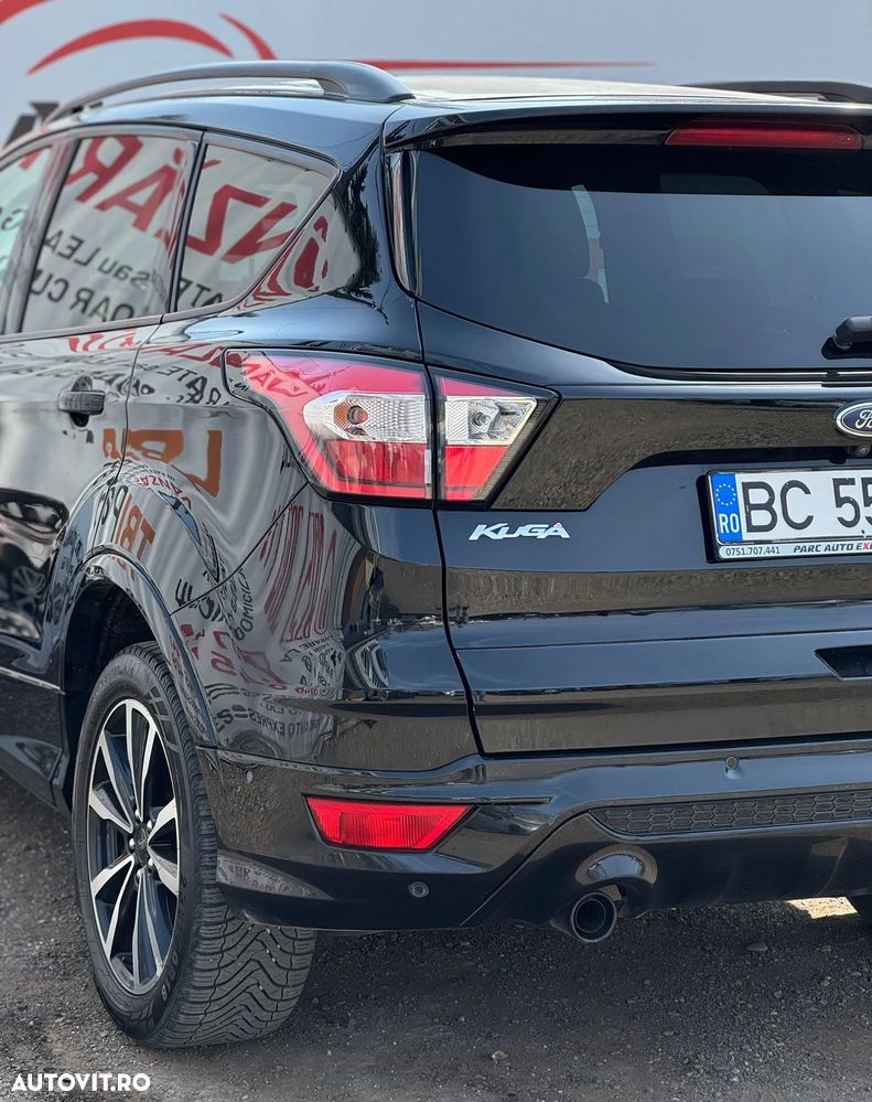 Ford Kuga 2.0 TDCi 4WD Powershift ST-Line - 20