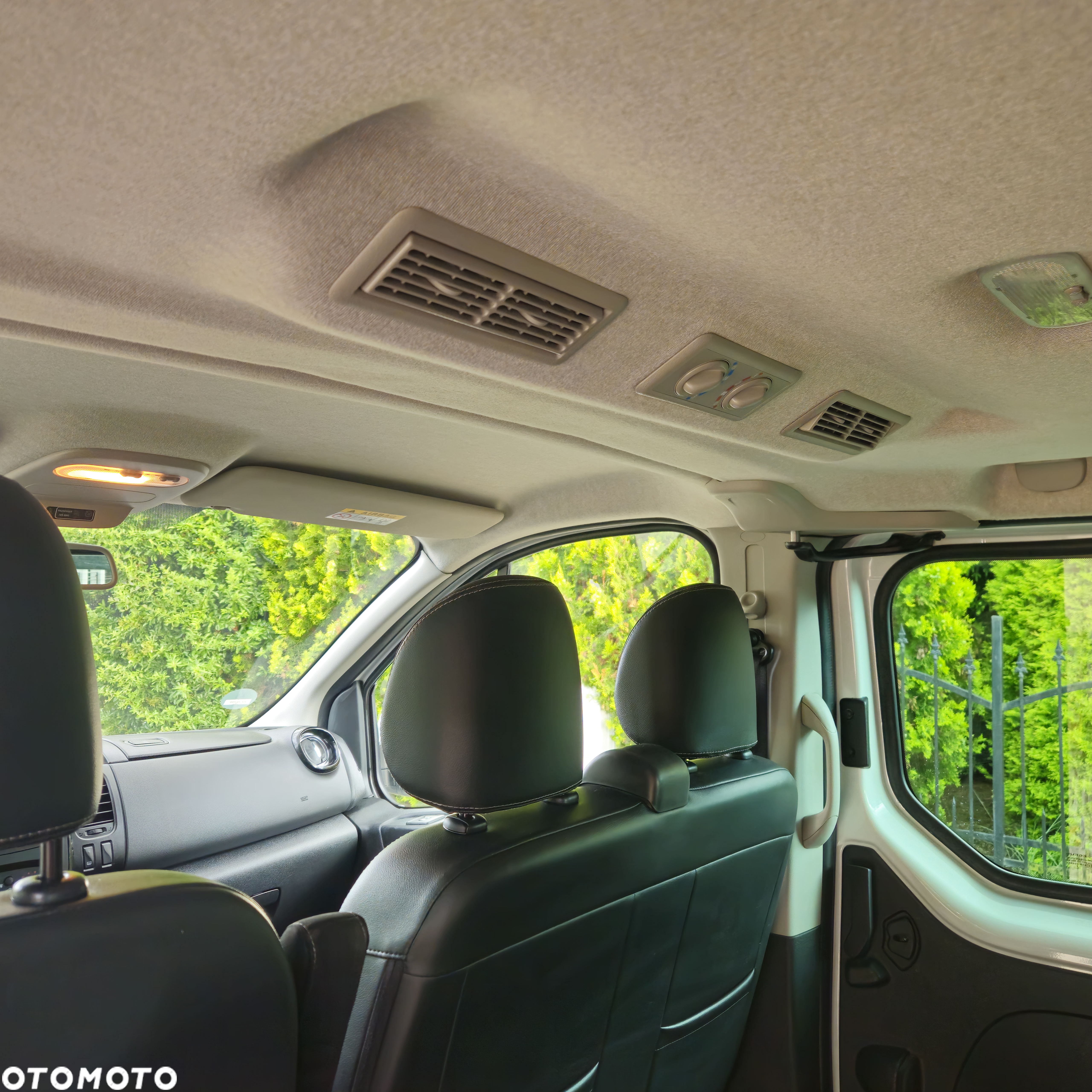 Opel Vivaro L2H1 2,9t Edition - 14