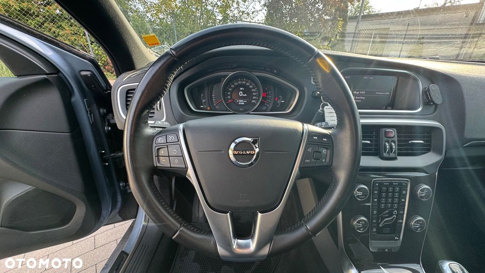 Volvo V40 T3 - 31
