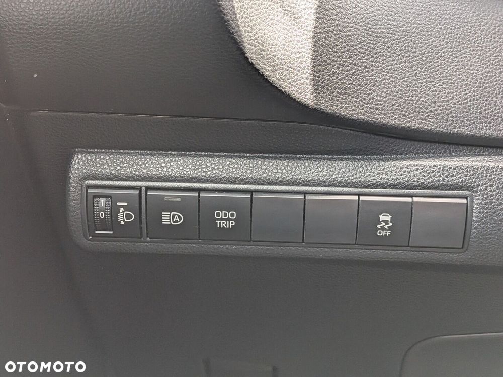 Toyota Corolla 1.8 Hybrid Comfort - 30