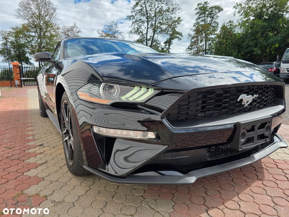 Ford Mustang Cabrio 2.3 Eco Boost - 32