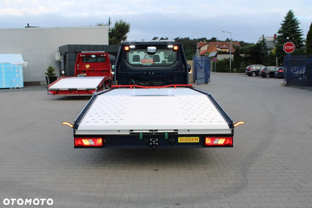 Ford Transit - 4