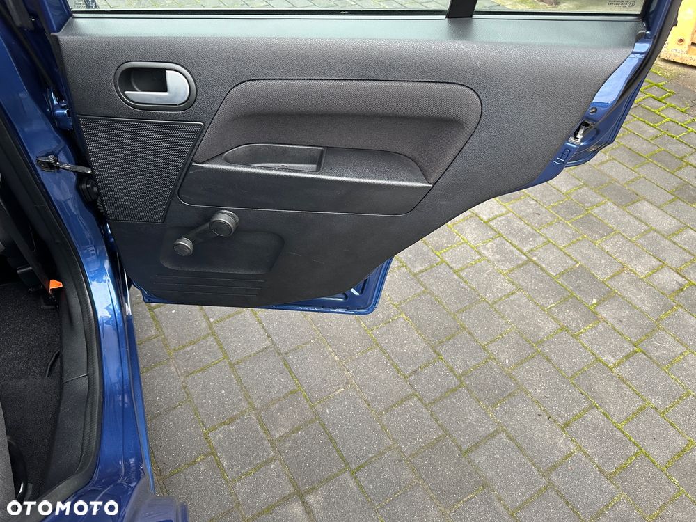 Ford Fusion 1.4 Elegance - 29