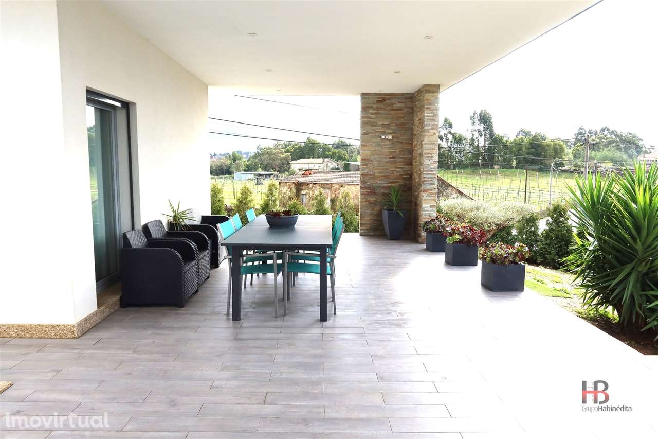 Moradia T3+1 Venda em Gondomar (São Cosme), Valbom e Jovim,Gondomar - Grande imagem: 2/46