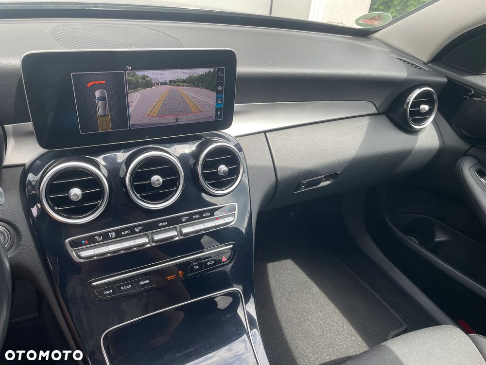 Mercedes-Benz Klasa C 200 d 9G-TRONIC Avantgarde - 17