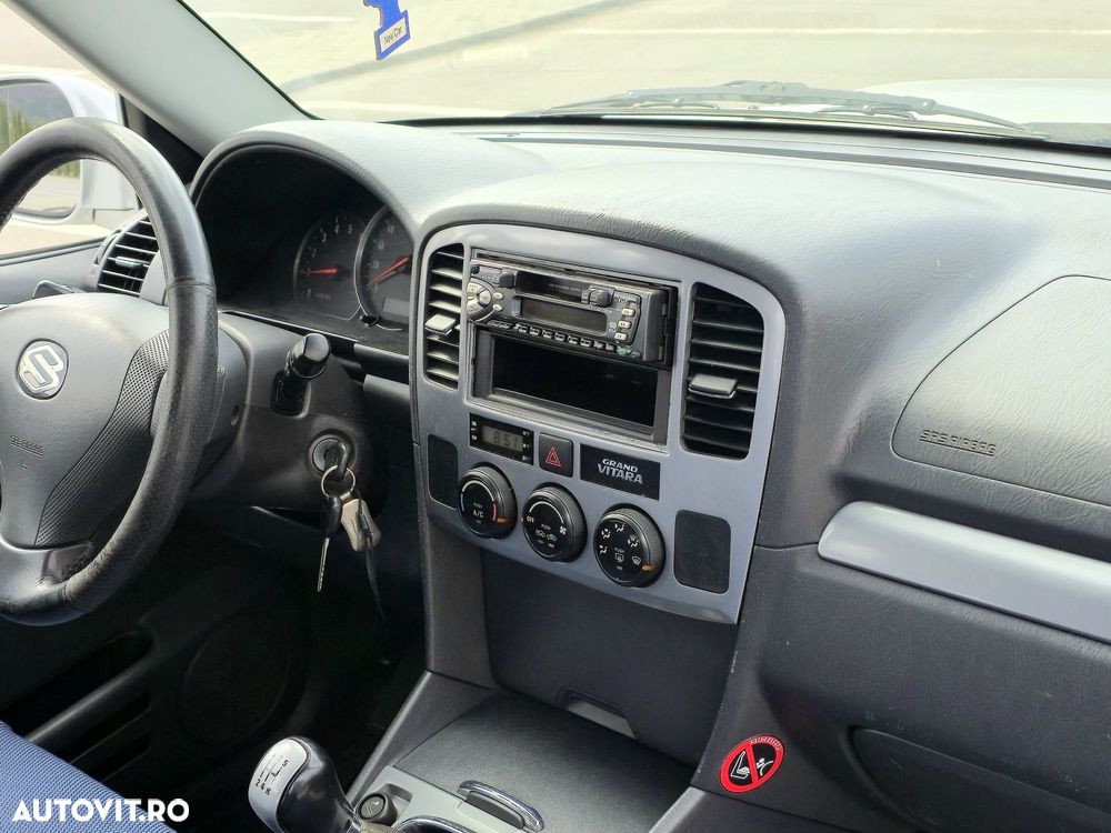 Suzuki Grand Vitara 2.0 TD Comfort Limited - 12