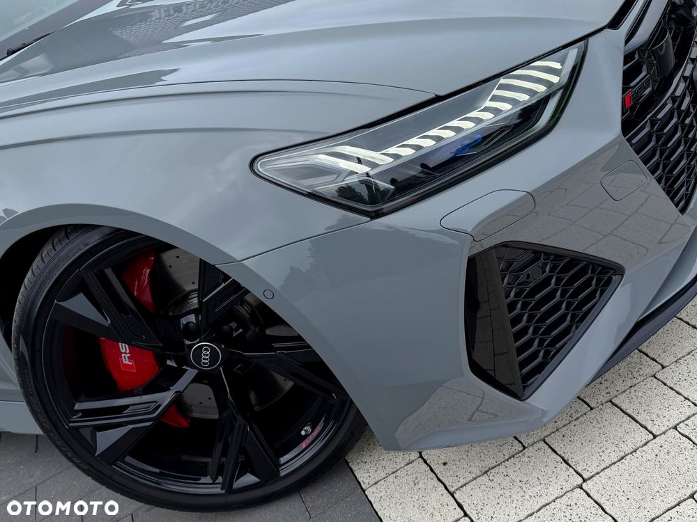 Audi RS6 Avant - 37
