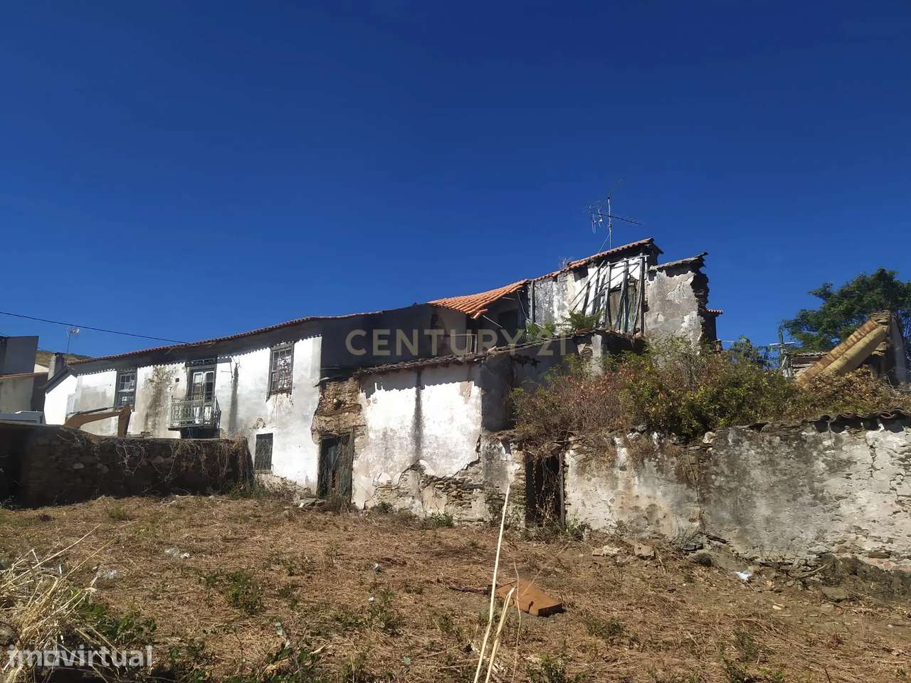 Moradia para reconstruir - Chacim - Grande imagem: 2/2