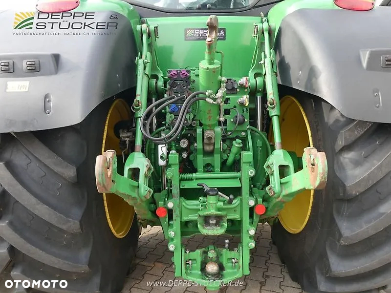 John Deere 7230R - 8