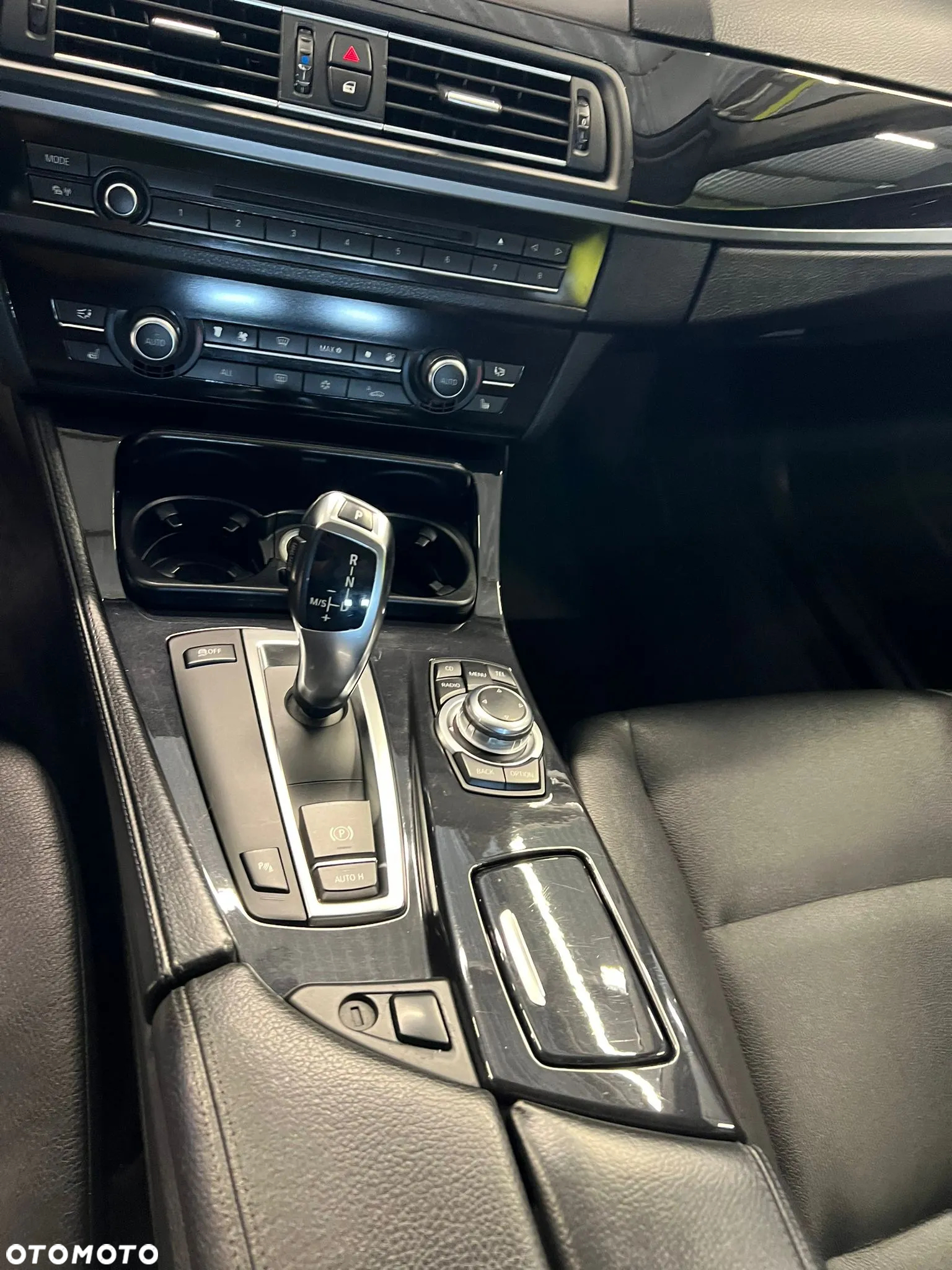 BMW Seria 5 520d Touring - 12