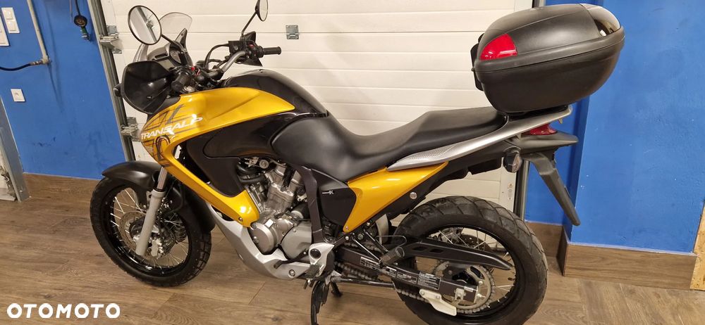 Honda Transalp - 8