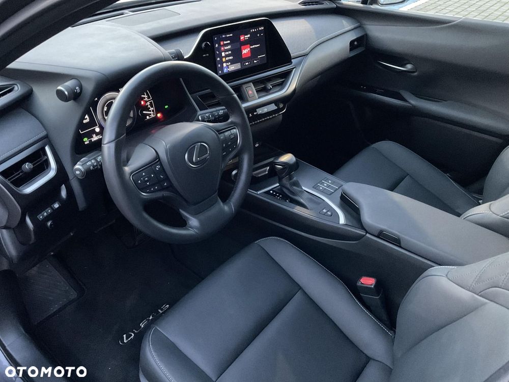 Lexus UX 250h GPF F Sport Design 2WD - 12