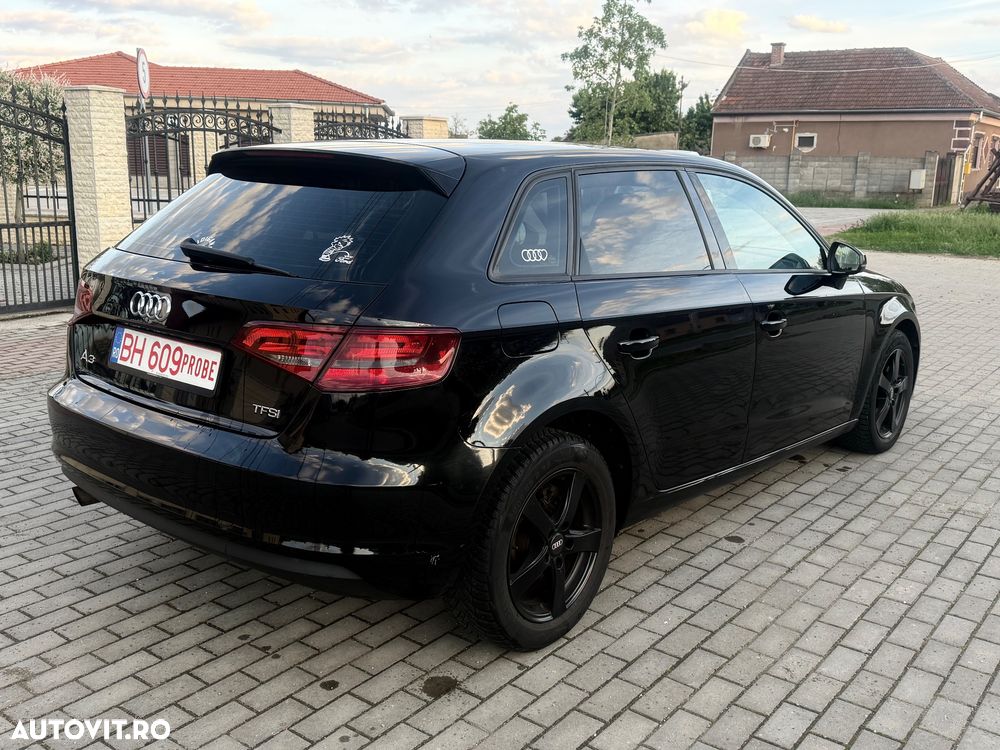 Audi A3 Sportback 1.2 TFSI Attraction - 3